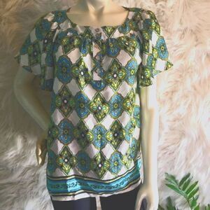 Jaclyn Smith Drape sleeve Silky blouse!